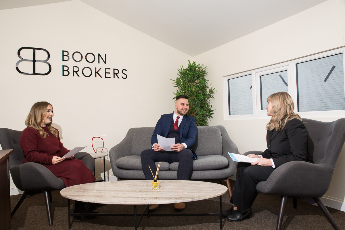 mortgage brokers team meeting