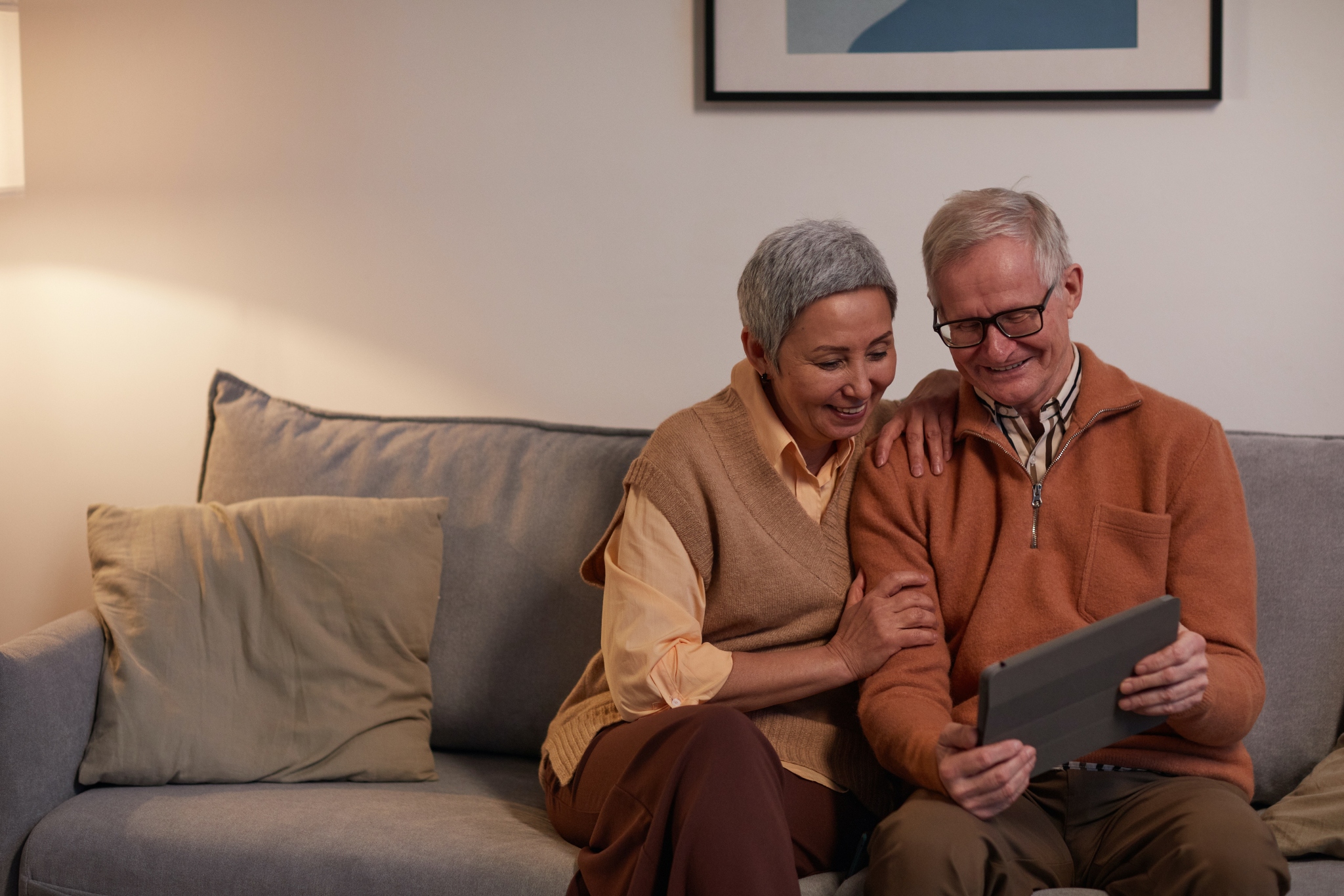 elderly couple searching for a lifetime mortgage